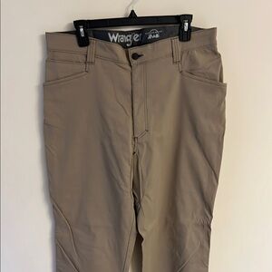 Wrangler Outdoor Series Men's Tan Pants 36x34